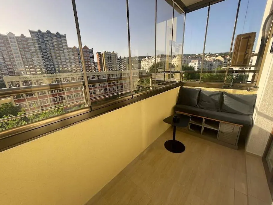 Elegance Estate - Free Parking Apartment Varna Bulgaria