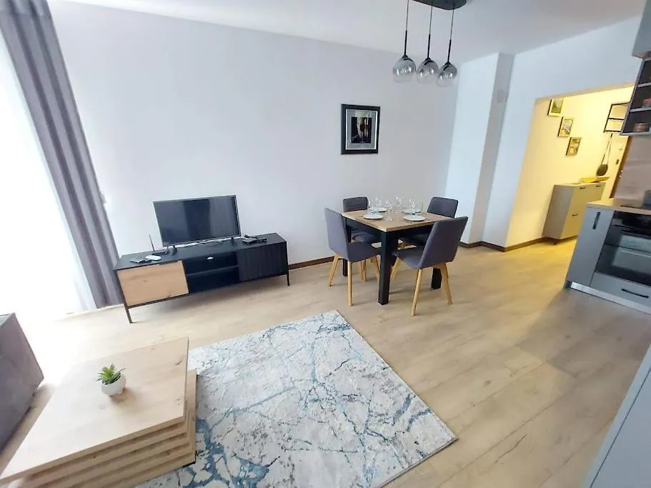 Elegance Estate - Free Parking Apartment Varna